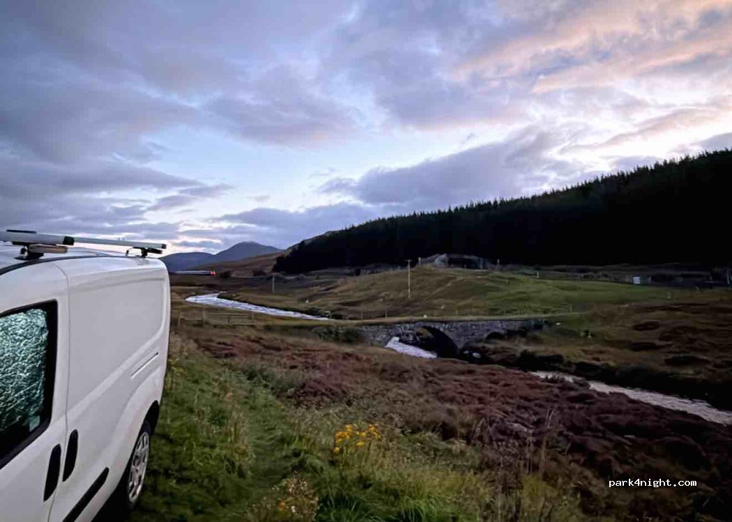 (PH19 1AF) Dalwhinnie - A889 — foto 3