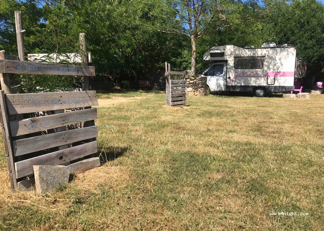 Aire camping car BELLAS — foto 2
