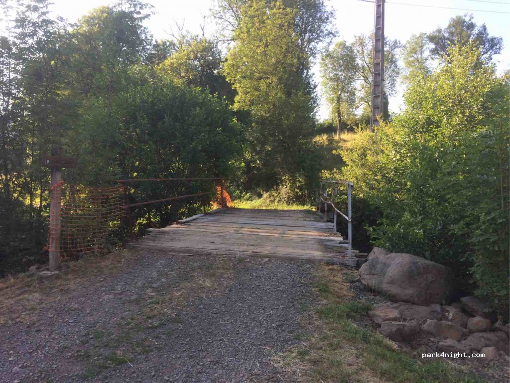 (15200) Salins - Unnamed Road — foto 3
