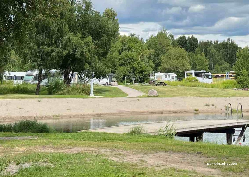(702 15) Örebro - 10 Oljevägen — foto