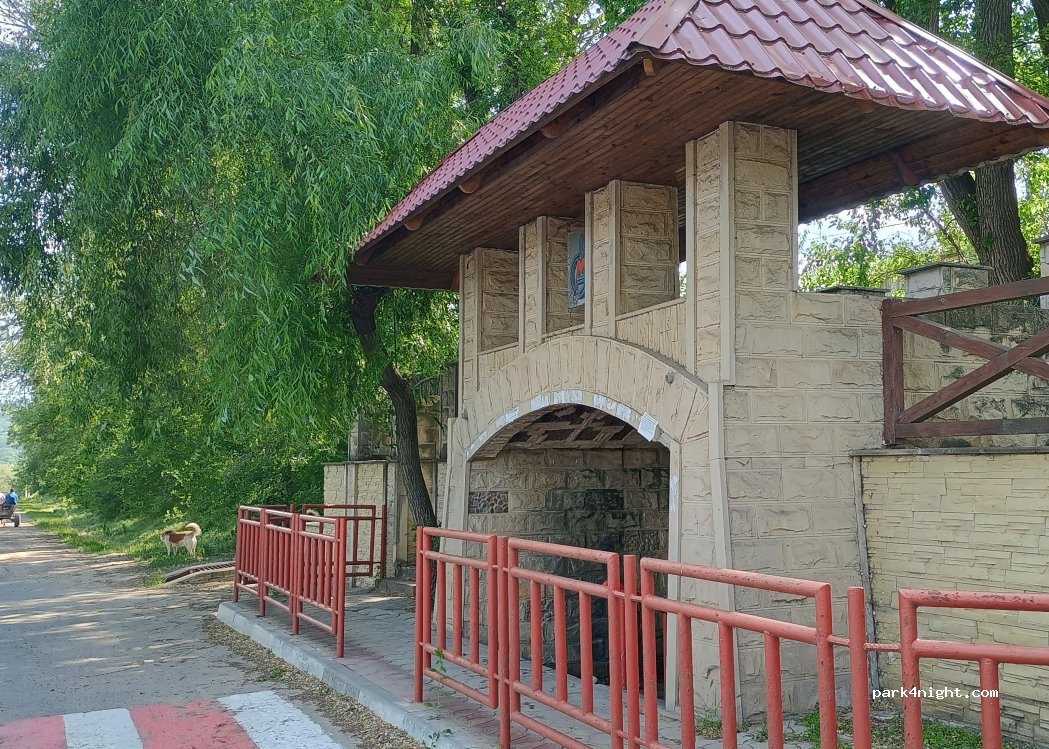 () Coșernița - R4 — foto