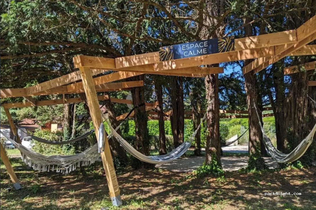 Camping Ushuaïa Villages Le Village des Sources — foto 3