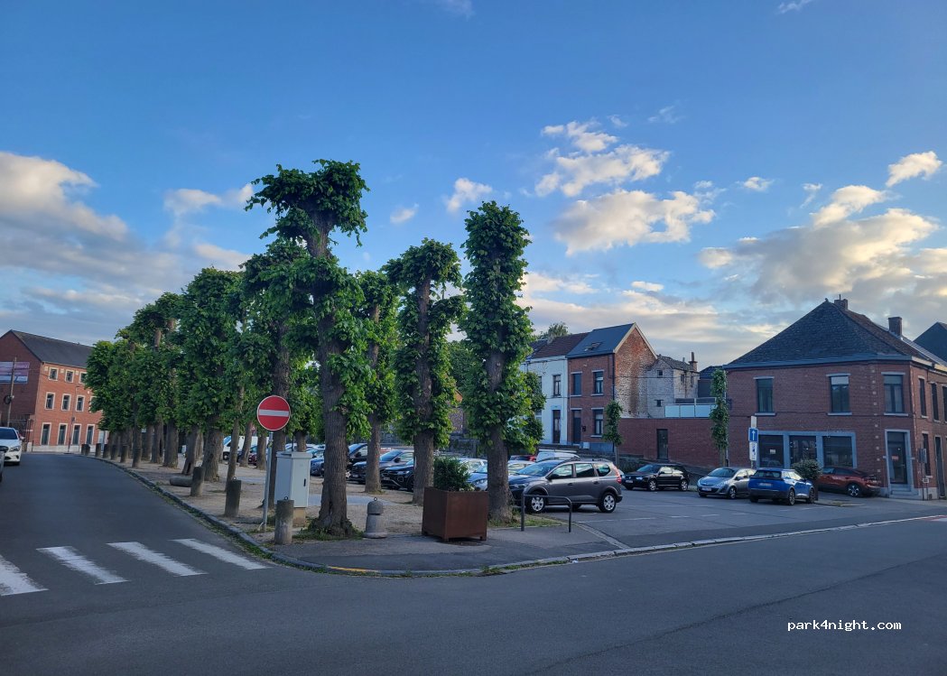 (7060) Soignies - 25 Rue du Chanoine Scarmure — foto