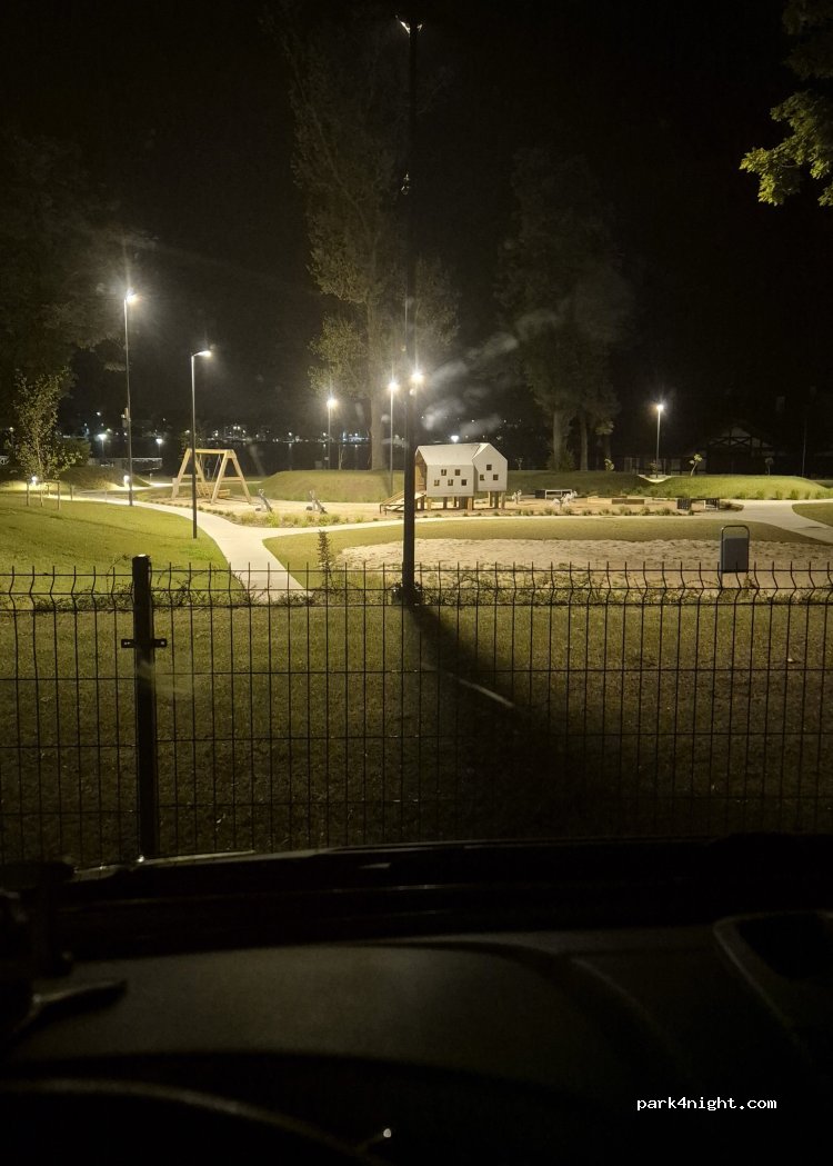 (14-100) Wałdowo - 17 Diamentowa — foto