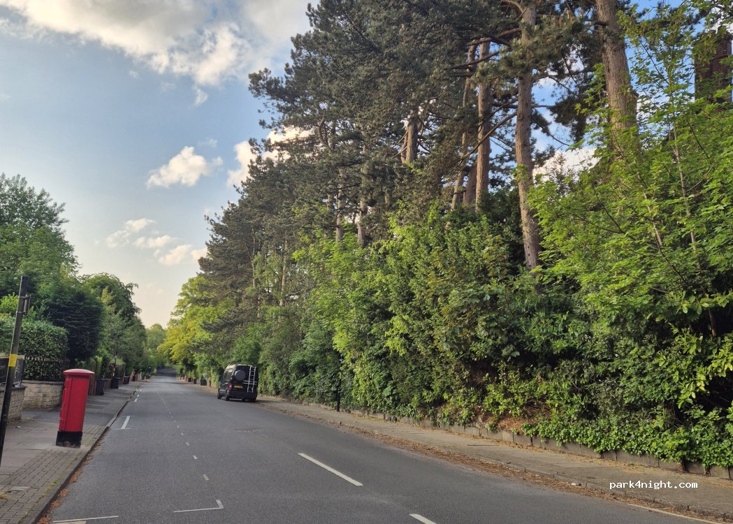 (B15 3RB) Birmingham - 2A Farquhar Road — foto