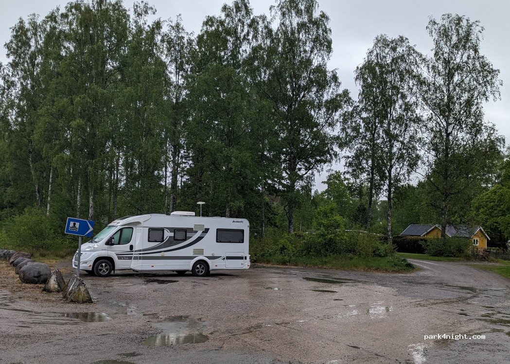 (468 34) Vargön - 1 Gösvägen — foto
