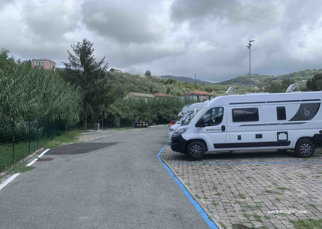 Area Camper Via Santa Giulia — foto 3