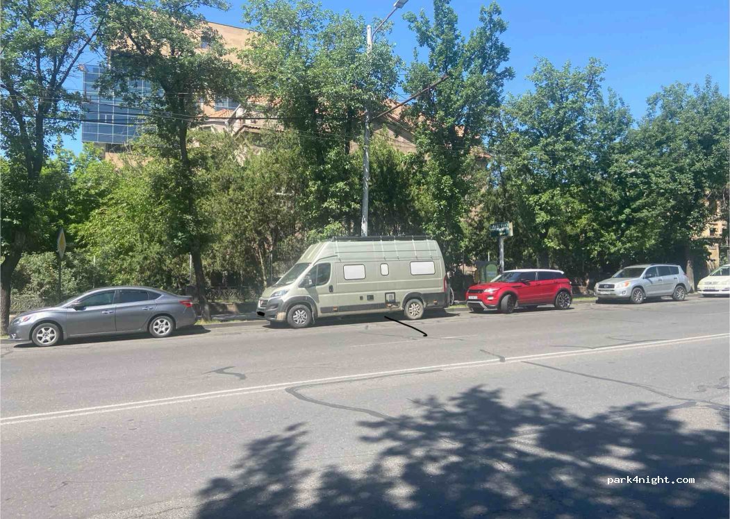 (0019) Yerevan - 3 Avenue Marshal Baghramyan Avenue — foto