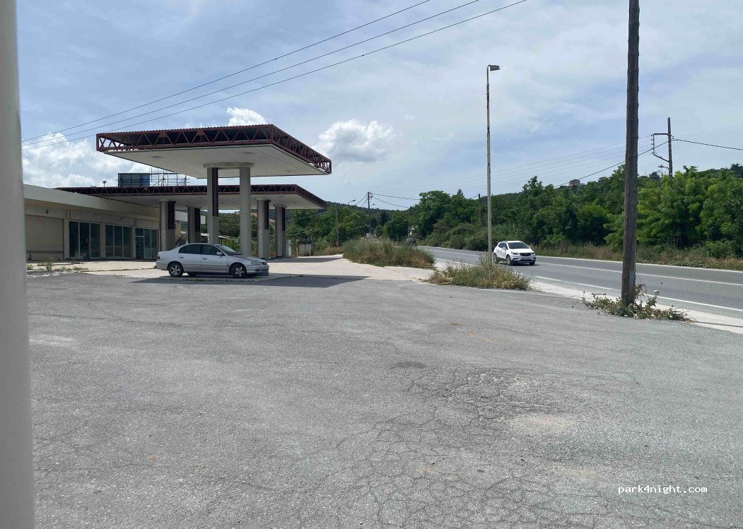 (545 00) Liti - 38 Ethniki Odos Thessalonikis Serron — foto