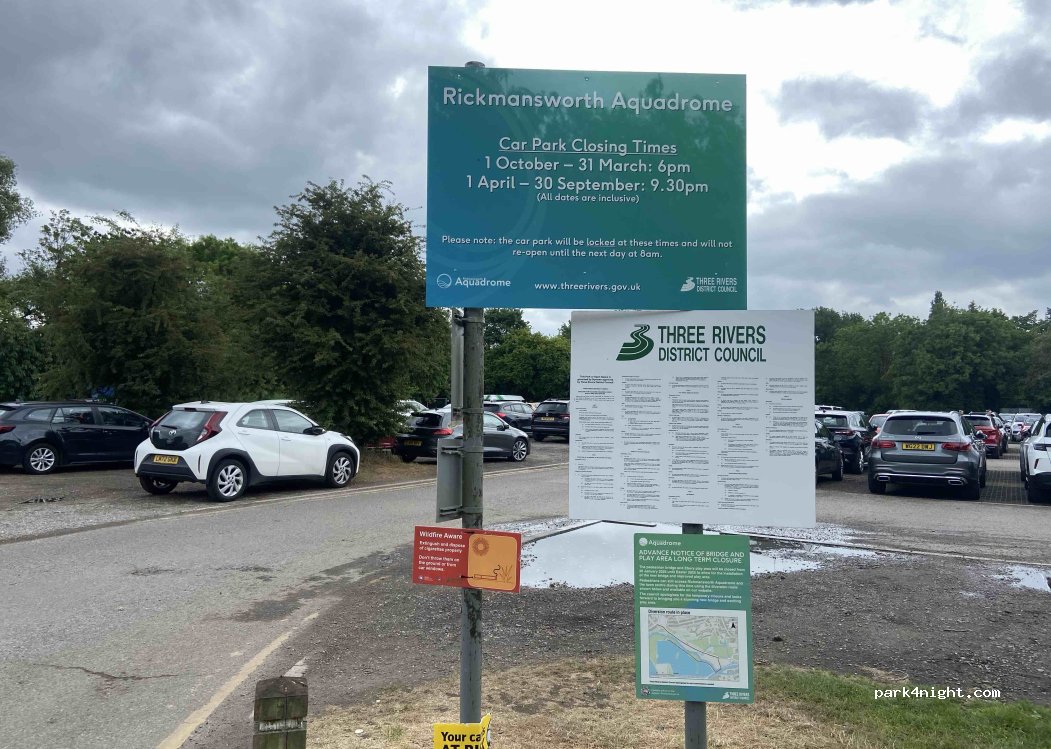(WD3 1NB) Rickmansworth - Frogmoor Lane — foto