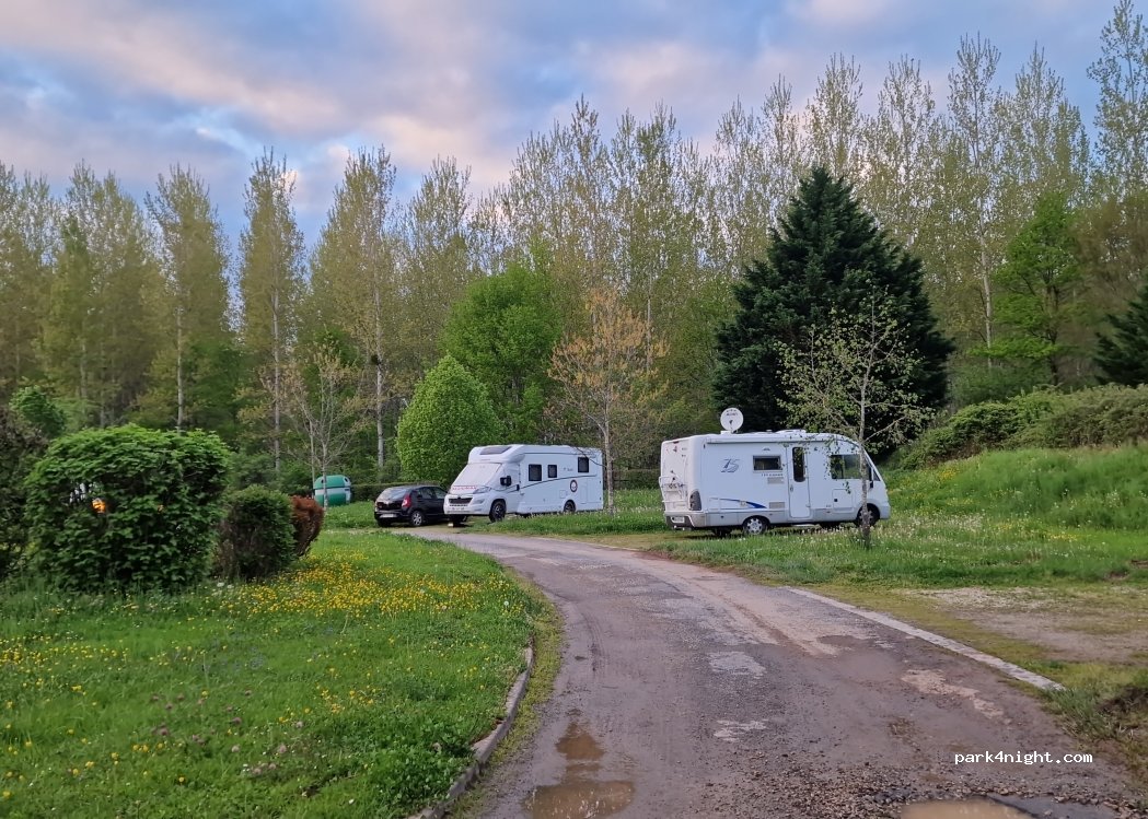 (12320) Saint-Cyprien-sur-Dourdou - route de Conques — foto 5