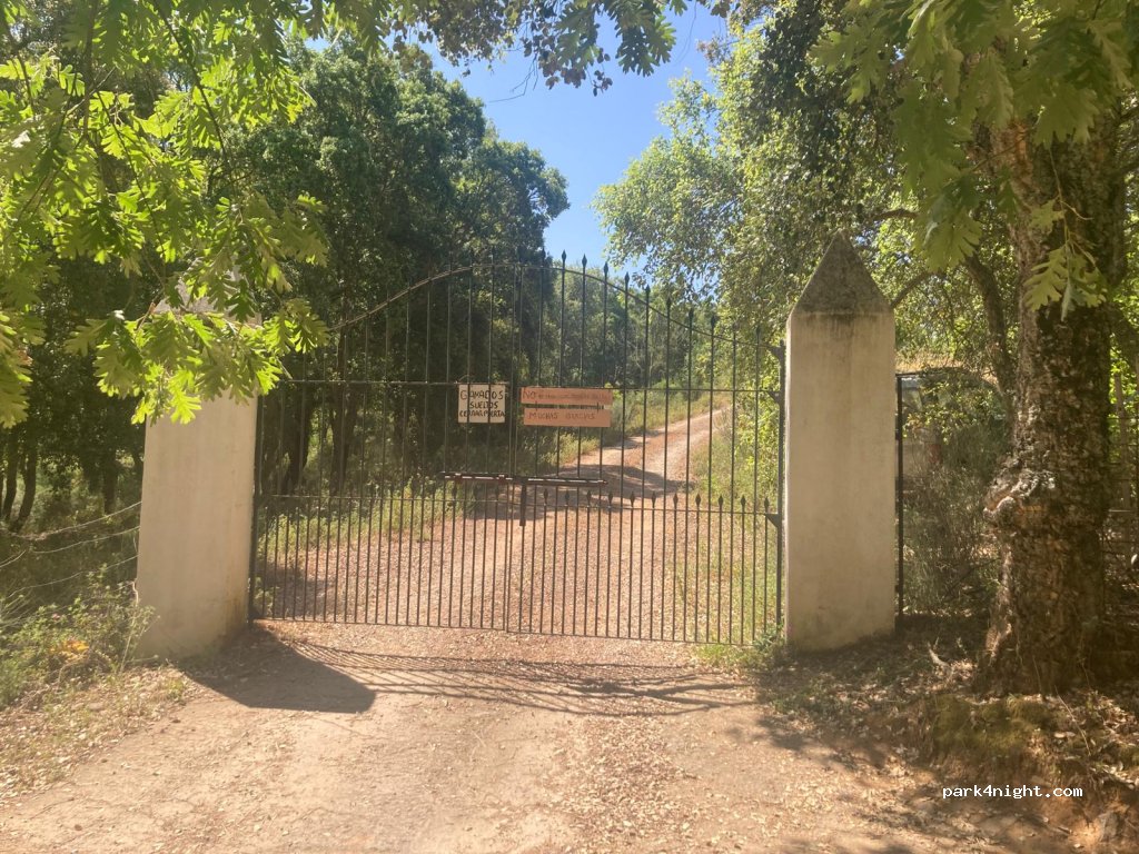 Finca las Peñascas - Fuenteheridos — foto