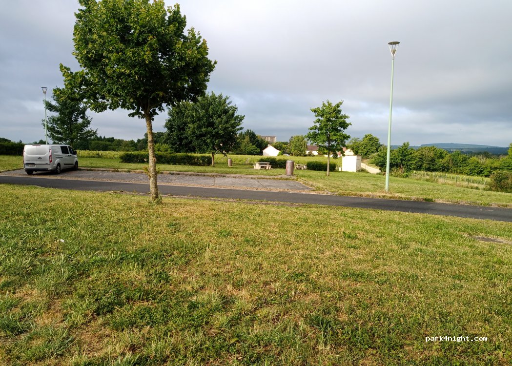 (58150) Pouilly-sur-Loire - — foto 2