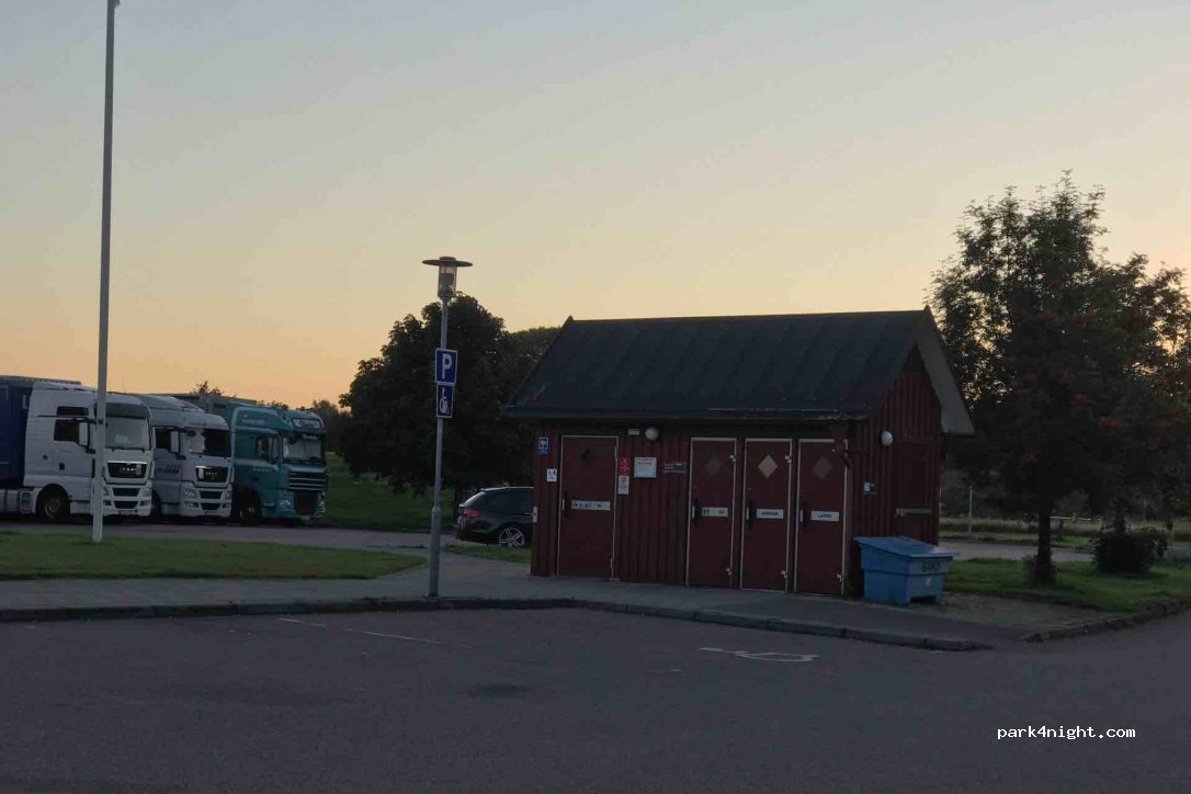 (262 96) Ängelholm - 1 Erikslundsvägen — foto 2