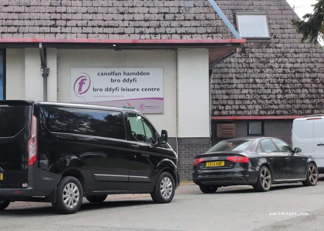 (SY20 8ER) Machynlleth - 3 Plas Efail — foto 2