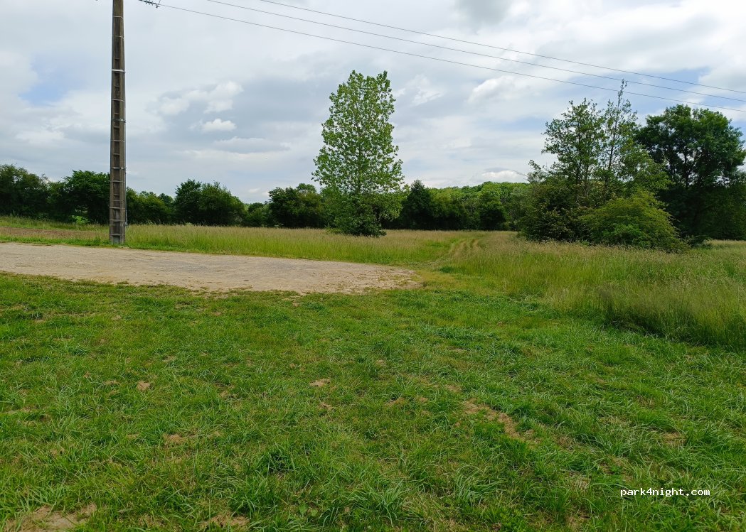 (71480) Varennes-Saint-Sauveur - — foto