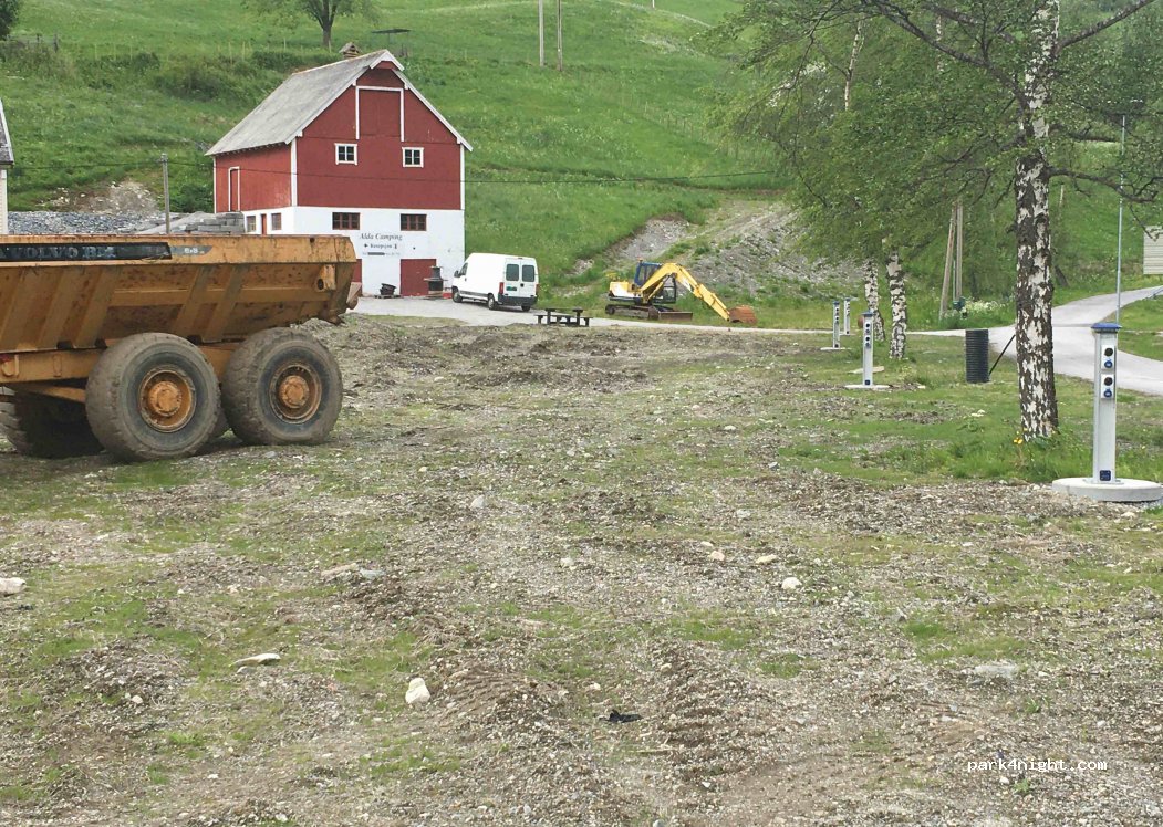 Olden Fjordcamping — foto 2