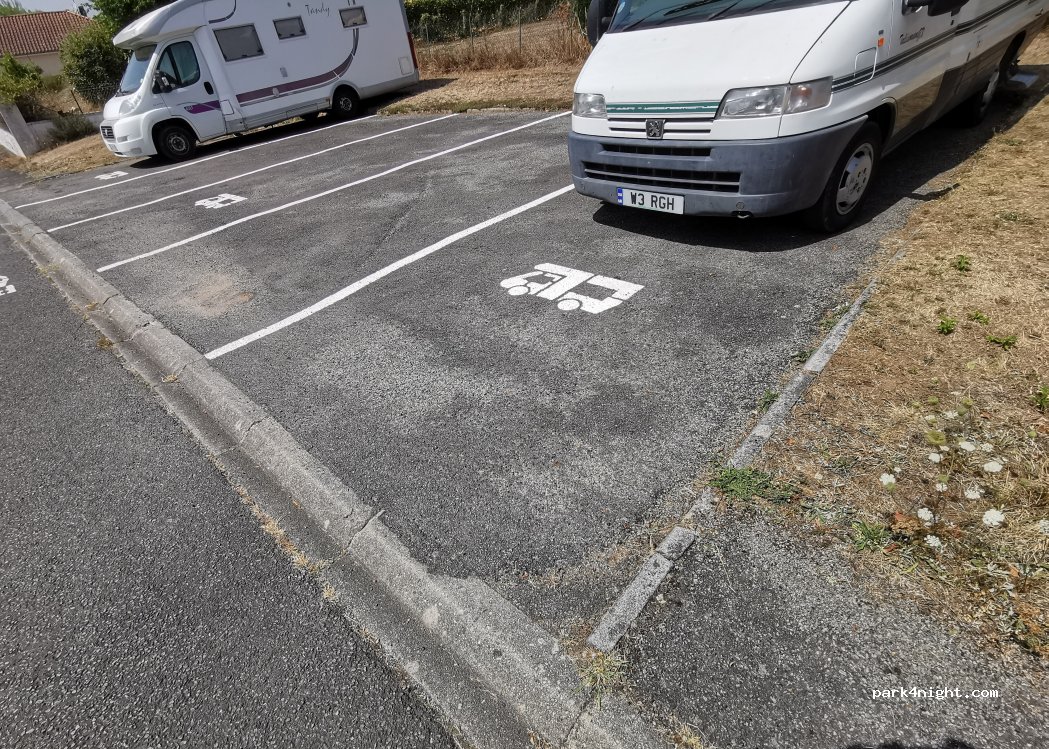 (87520) Oradour-sur-Glane - 8 Rue la Carrière — foto 2