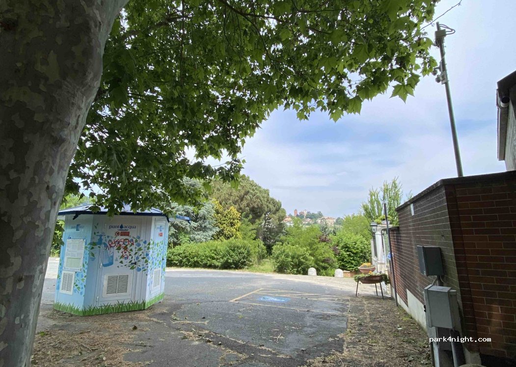 (10024) Revigliasco - 1 Strada Trofarello — foto