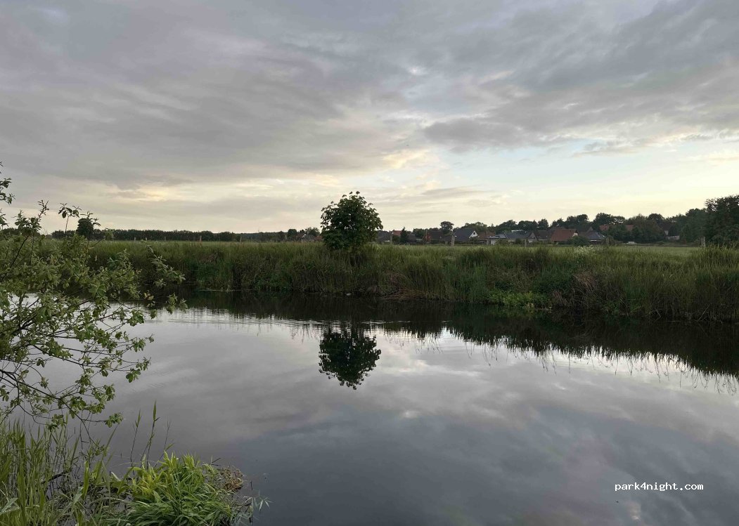 (19086) Plate - 26 Am Störkanal — foto
