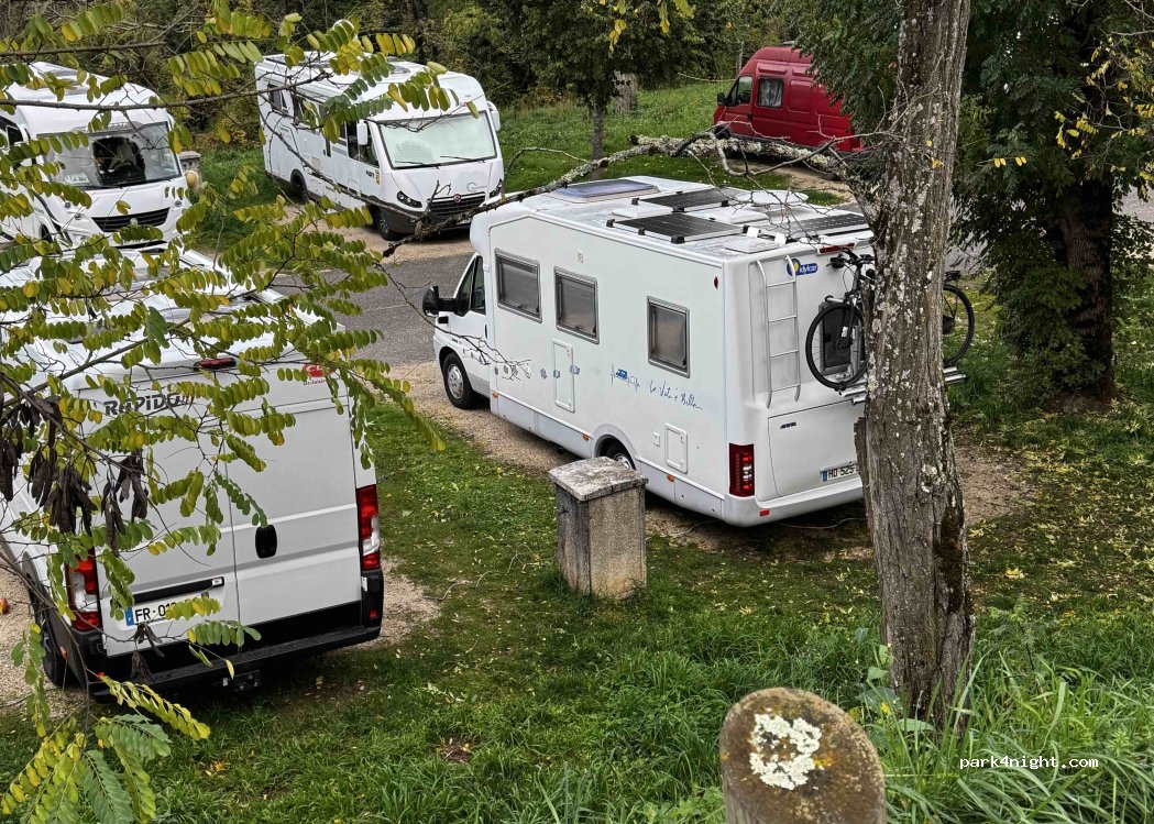 (46300) Gourdon - 608 Le Foirail — foto 3