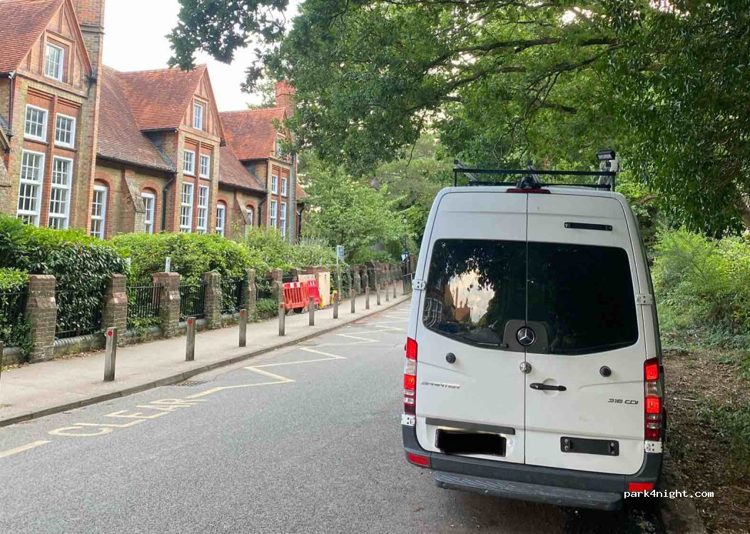 (IG10 1HP) Loughton - SHAFTESBURY — foto 4
