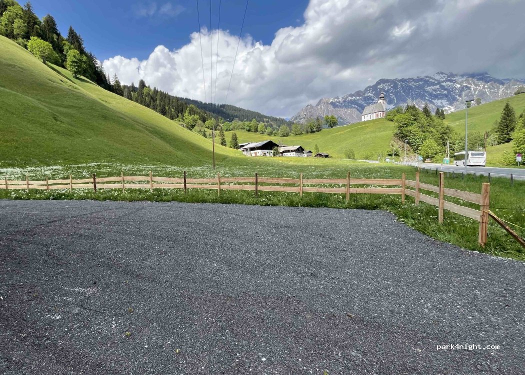 (5652) Dienten - 47 Landesstraße — foto