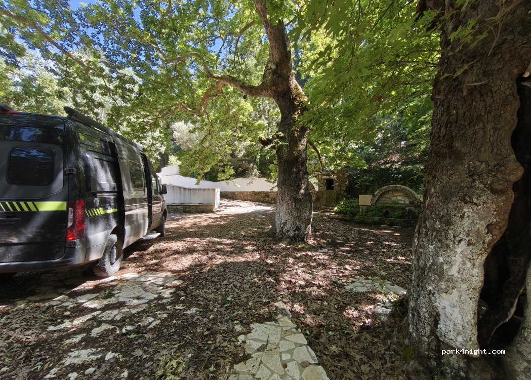 (730 08) Fres - Unnamed road — foto
