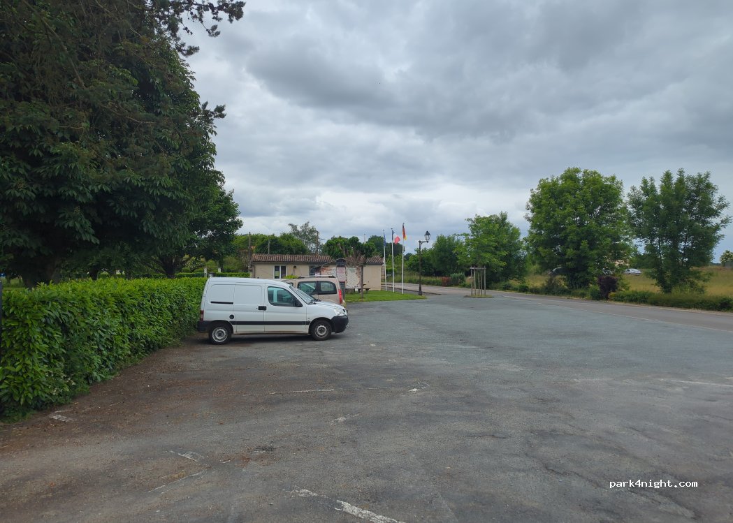 (86600) Sanxay - 11 Rue du Pont des Bergers — foto 2
