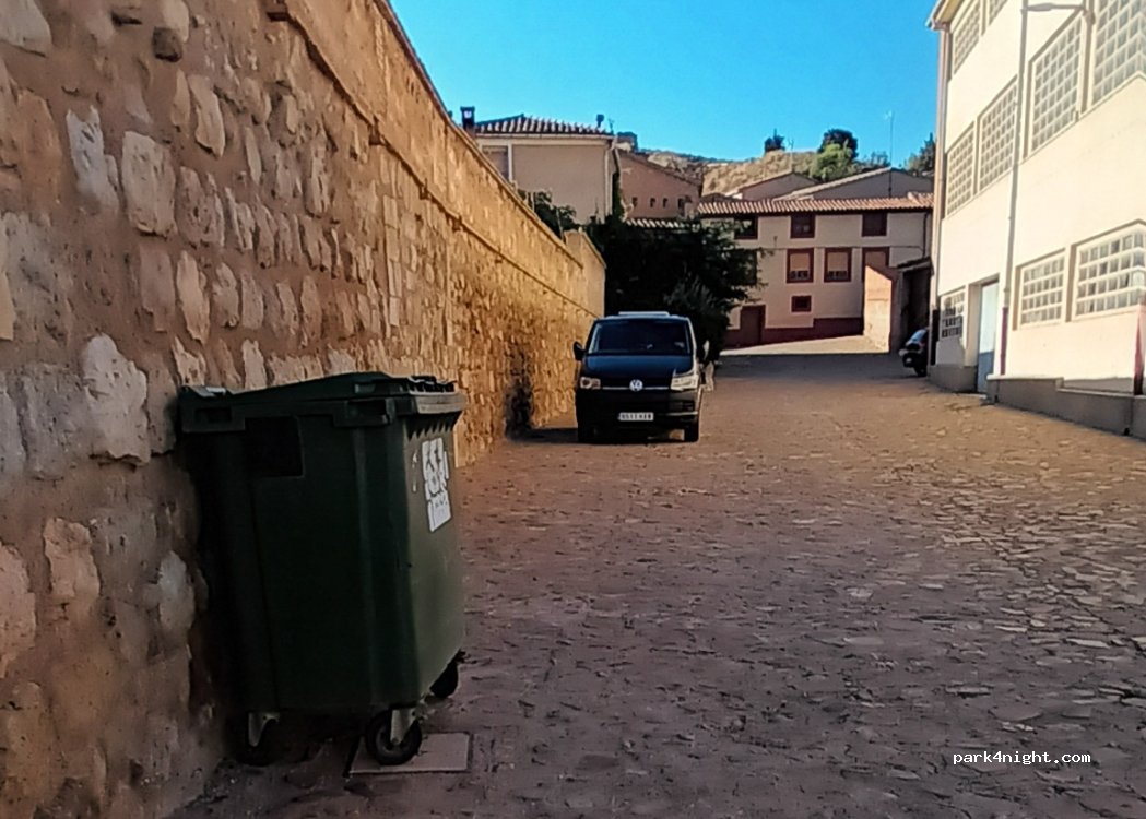 (50360) Daroca - 5 Calle Diputación Provincial — foto 3
