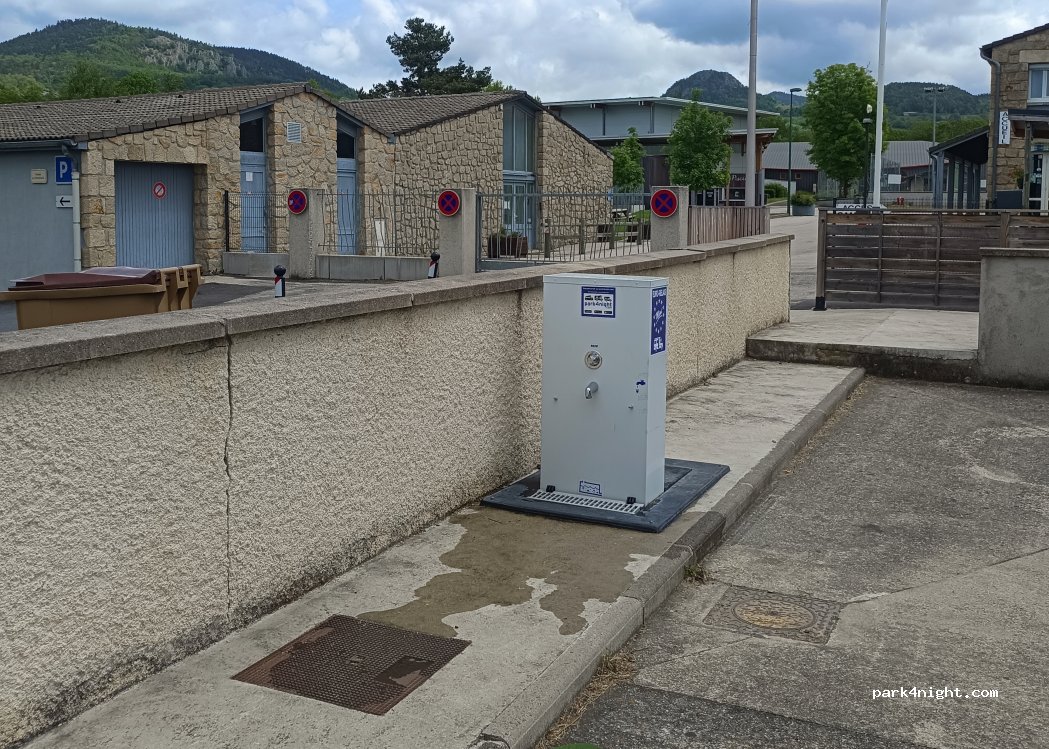 (43260) Saint-Julien-Chapteuil - L'Holme — foto
