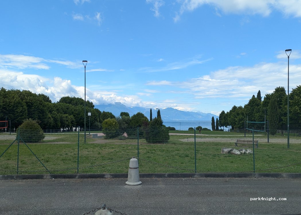 (25015) Desenzano del Garda - 63 Viale Motta — foto