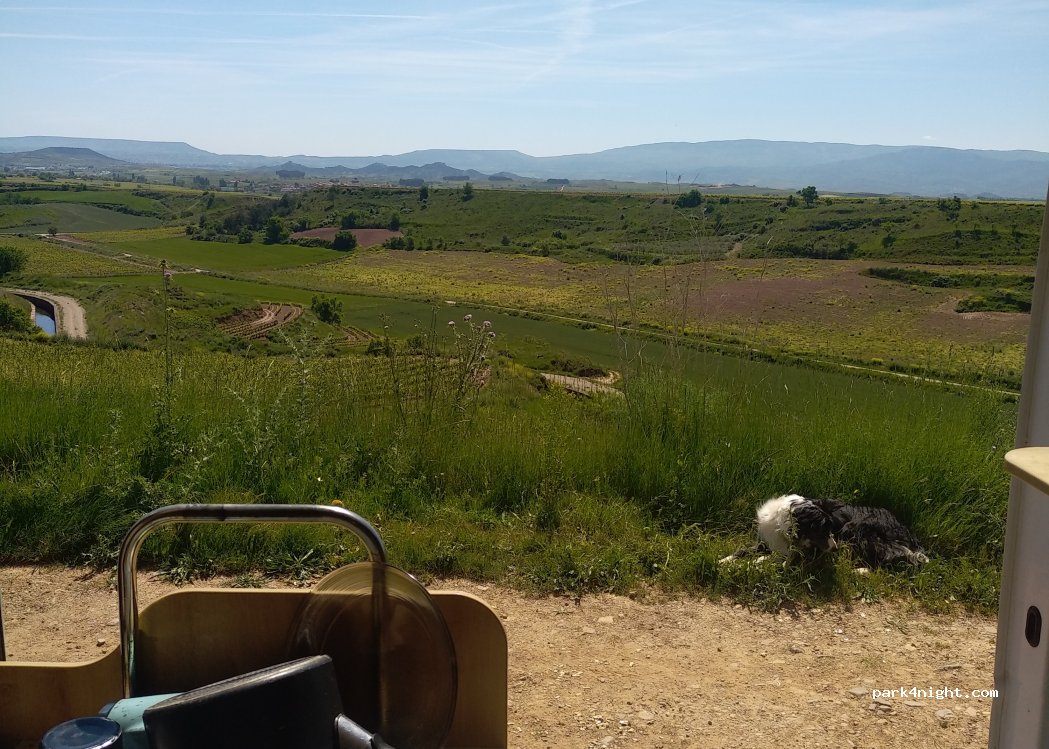 (26324) Alesanco - Unnamed Road — foto