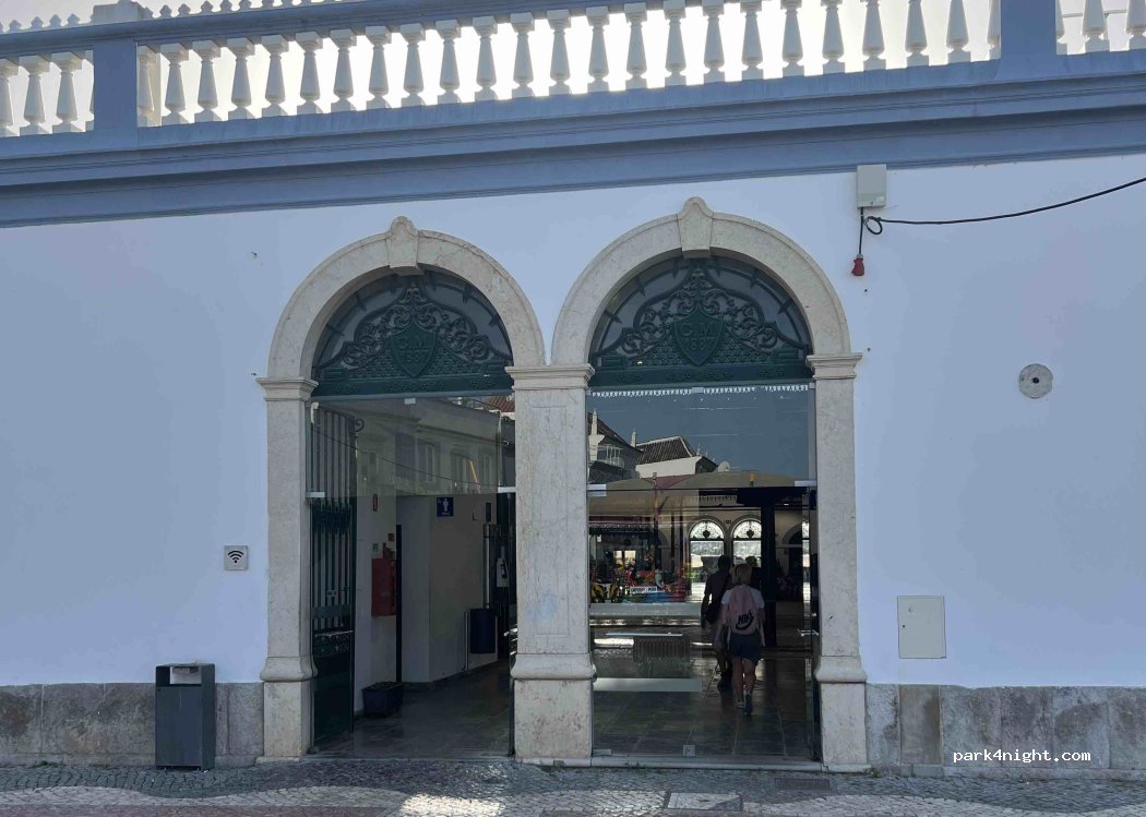 (8800-354) Tavira - R. José Pires Padinha — foto