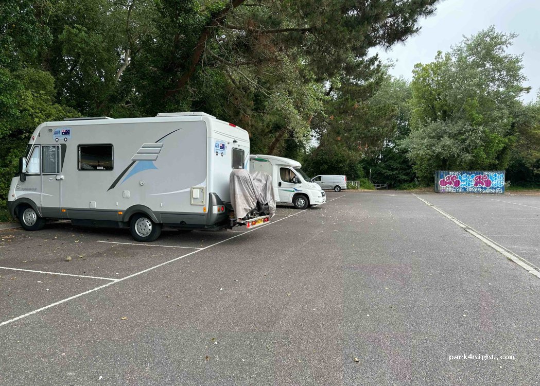 (BH16 5BH) Poole - Blandford Rd — foto 3