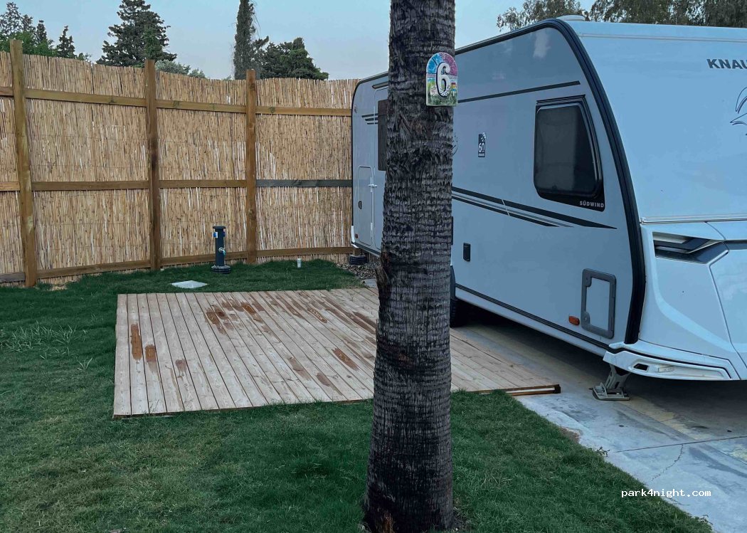 Camperist Caravan Camping Bitez — foto 4