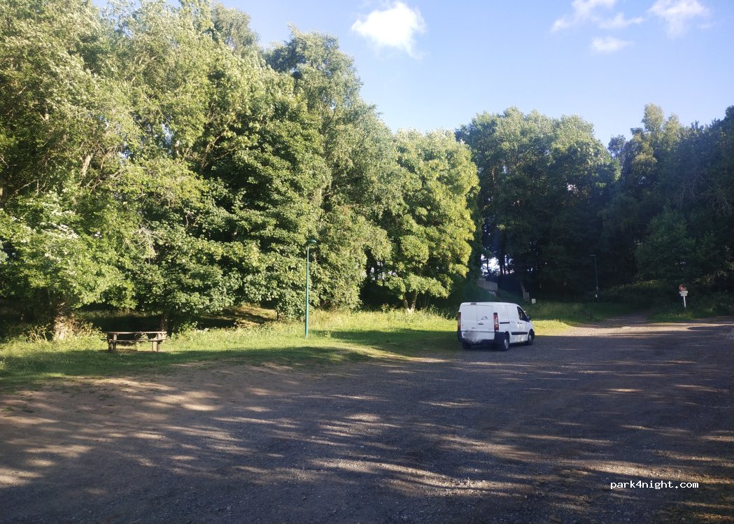 (63122) Saint-Genès-Champanelle - 6 Route de Beaune — foto 2