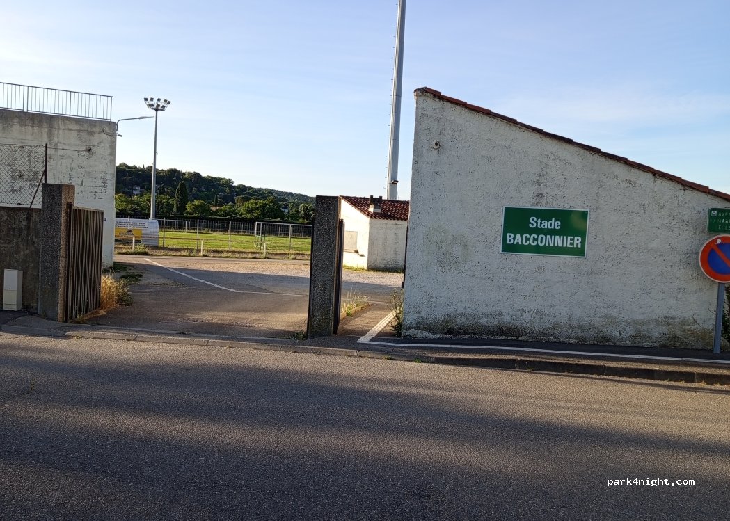 (84500) Bollène - 547 Avenue du Maréchal Leclerc — foto 2