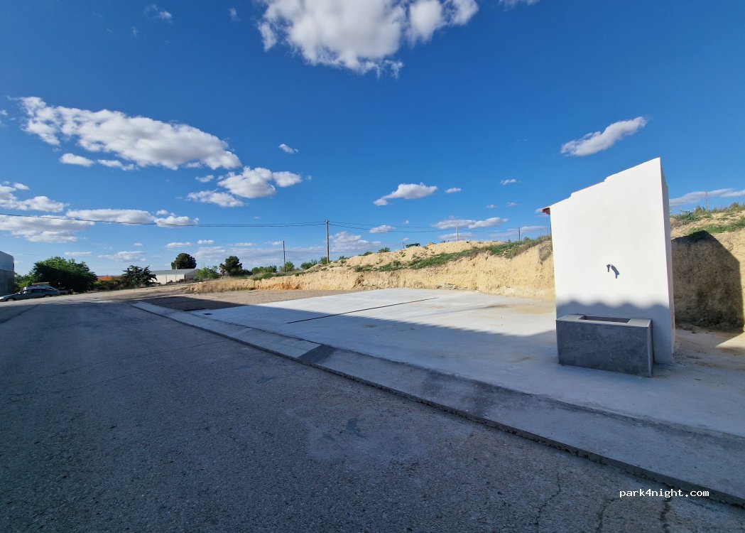 (02651) Fuente-Álamo - 24 Carretera de Almansa — foto 2