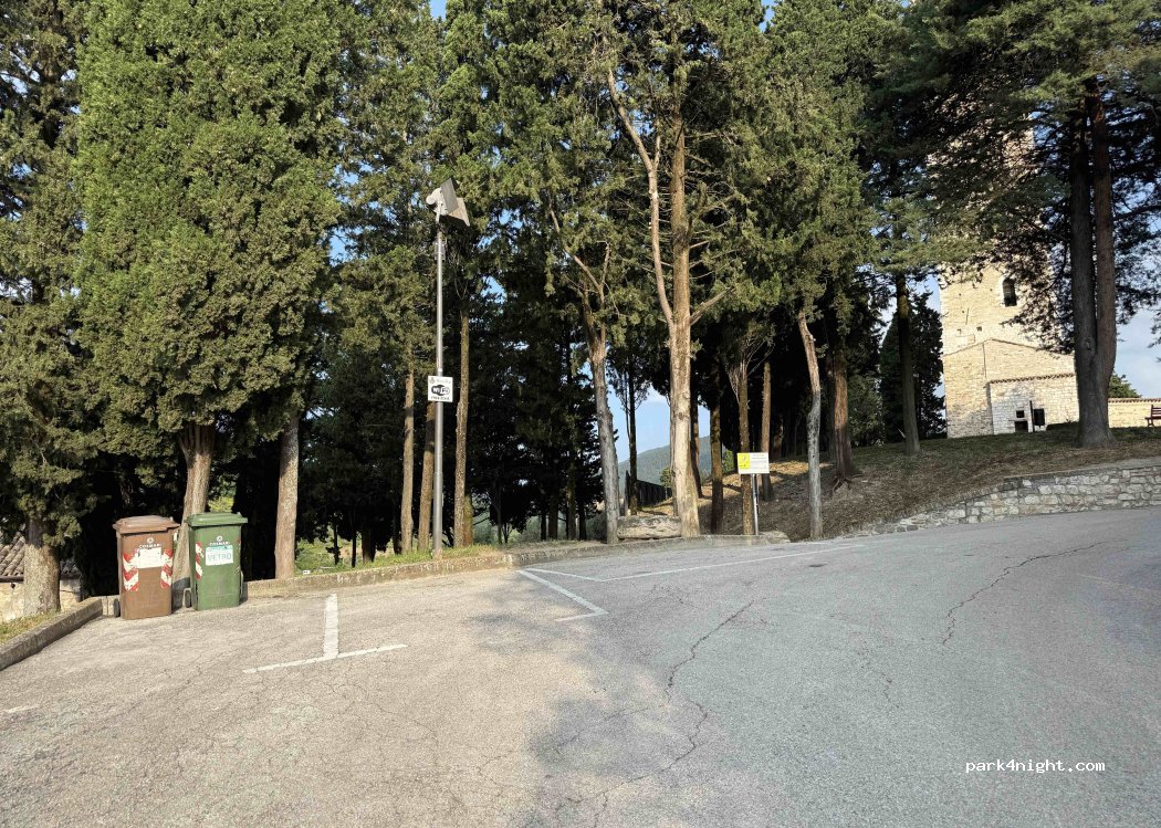 (62027) San Severino Marche - 25 Via San Francesco — foto