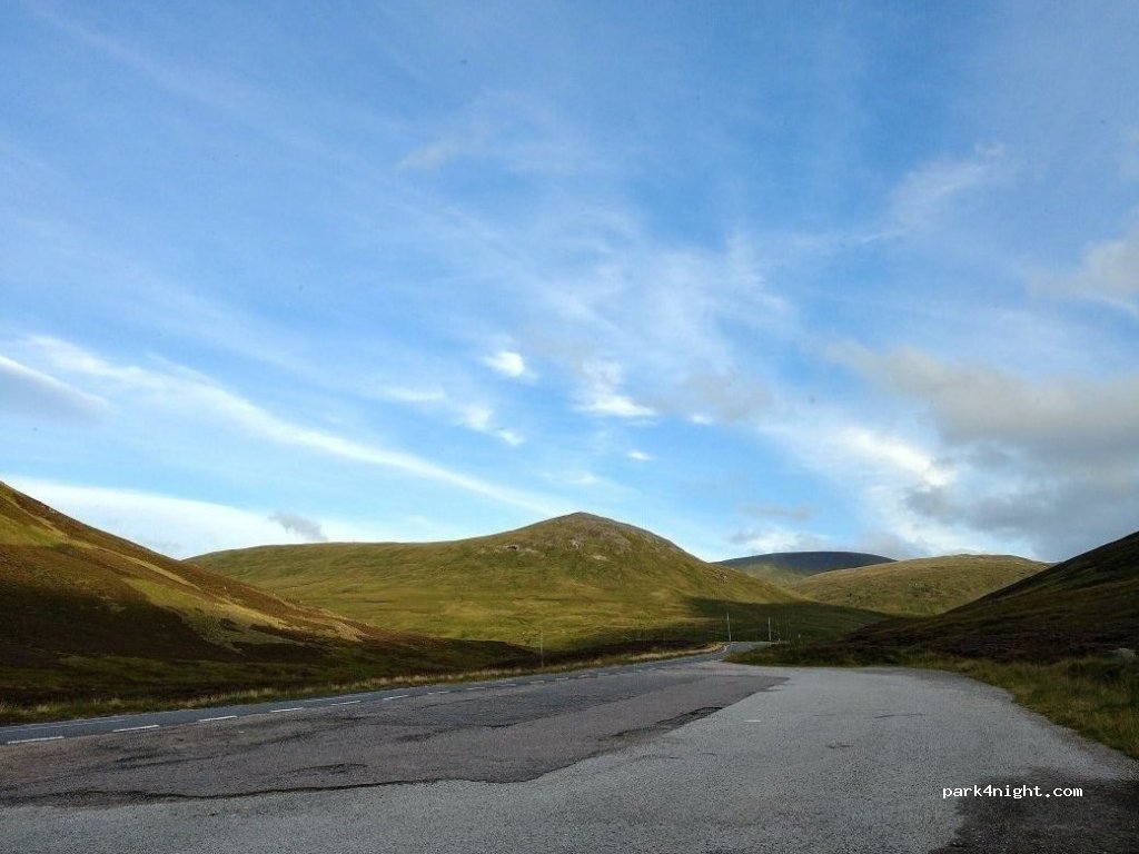 (AB35 5XU)  - Old Military Road — foto