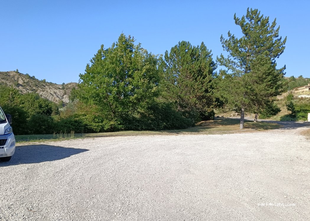 (04290) Salignac - 203 La Rochette — foto