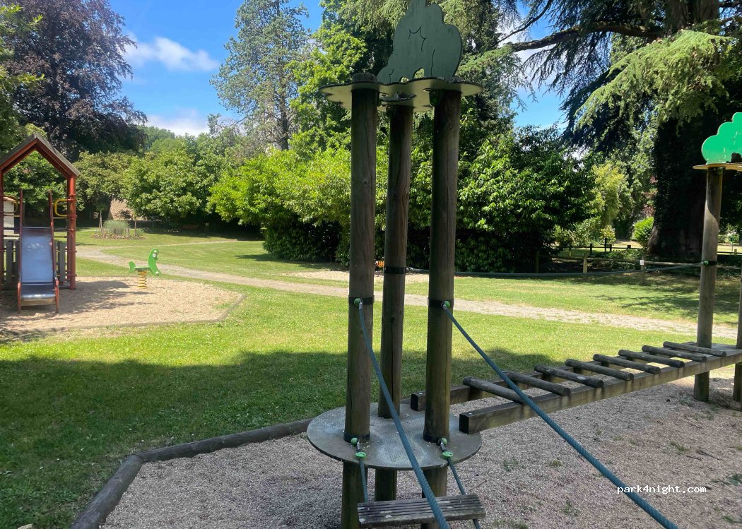 (86320) Gouex - 5 Place des Marronniers — foto