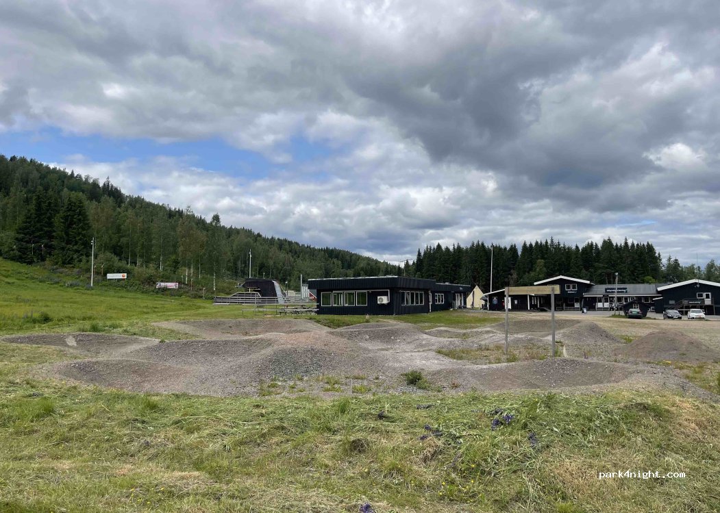 (686 94)  - 4 Björnbäcken — foto 2