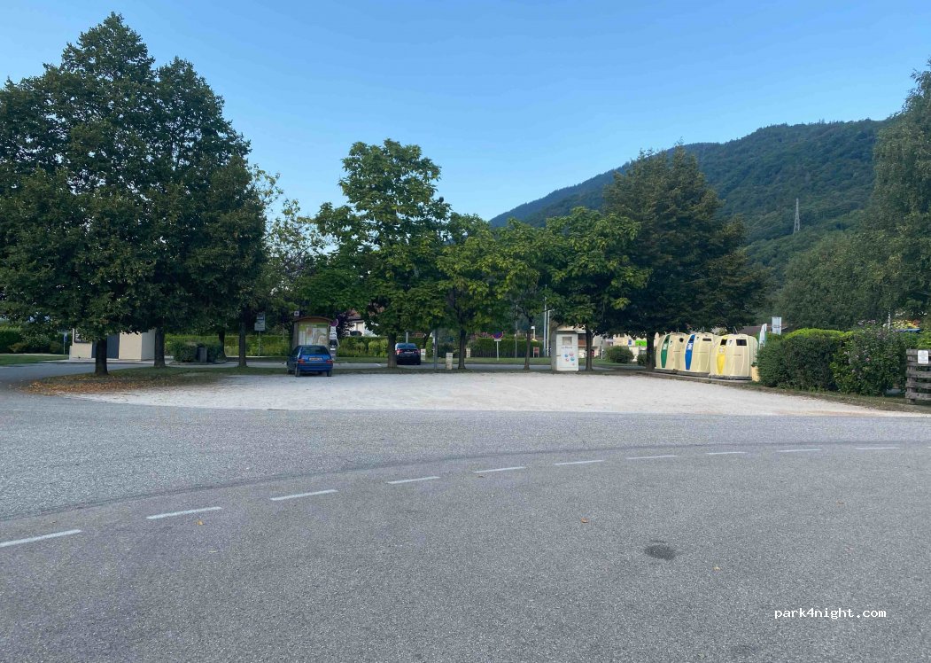 (38570) Le Cheylas - 42 Rue du Stade — foto 2