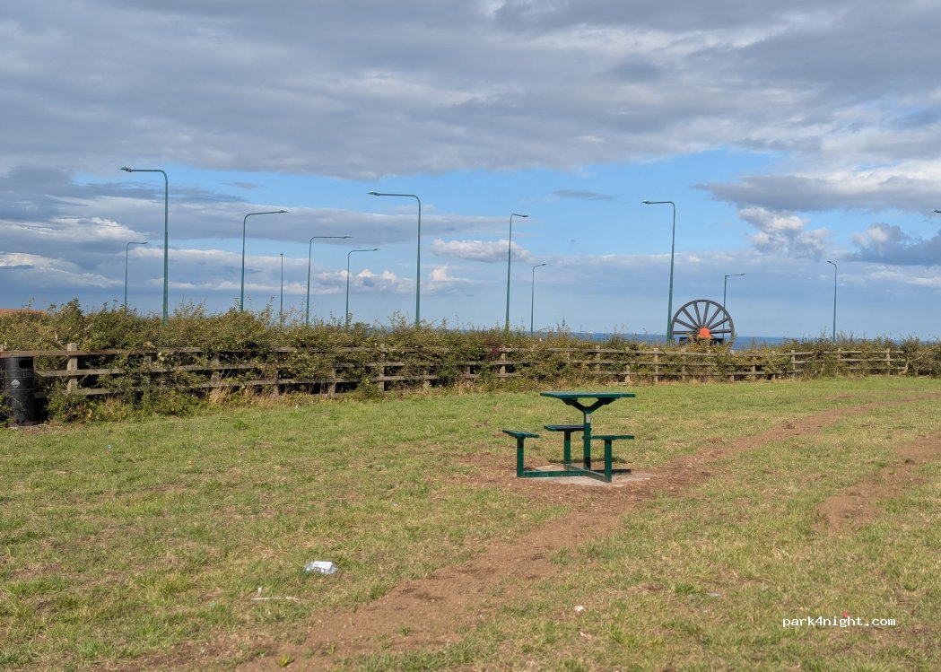 (TS12 2AZ) Saltburn-by-the-Sea - — foto 2