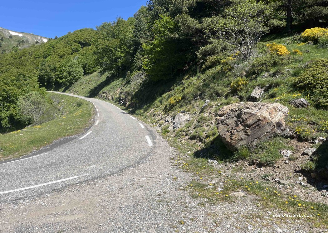 (09460) Mijanès - — foto