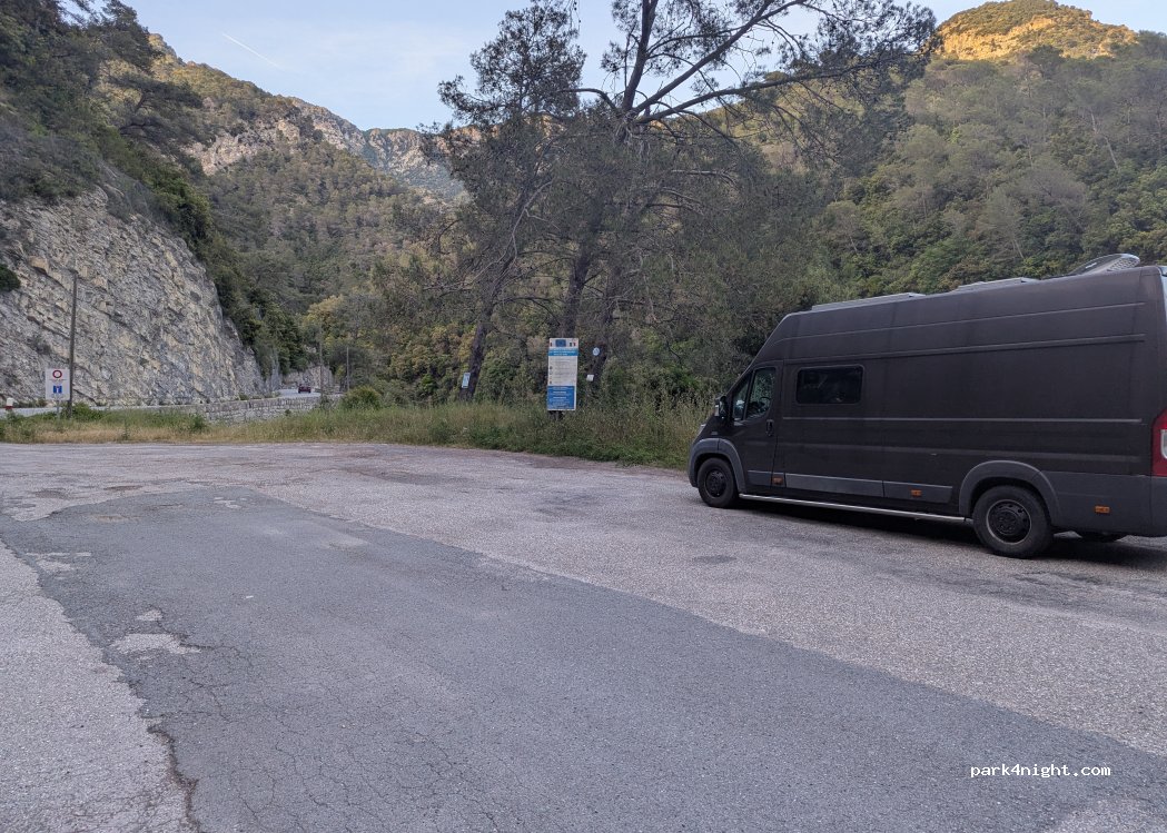 (06540) Breil-sur-Roya - 8035 Route de Vintimille — foto