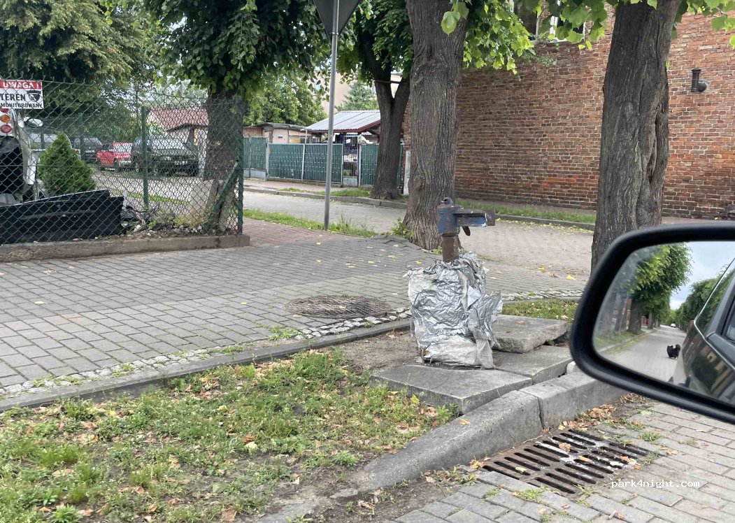 (09-450) Wyszogród - 12 Klasztorna — foto