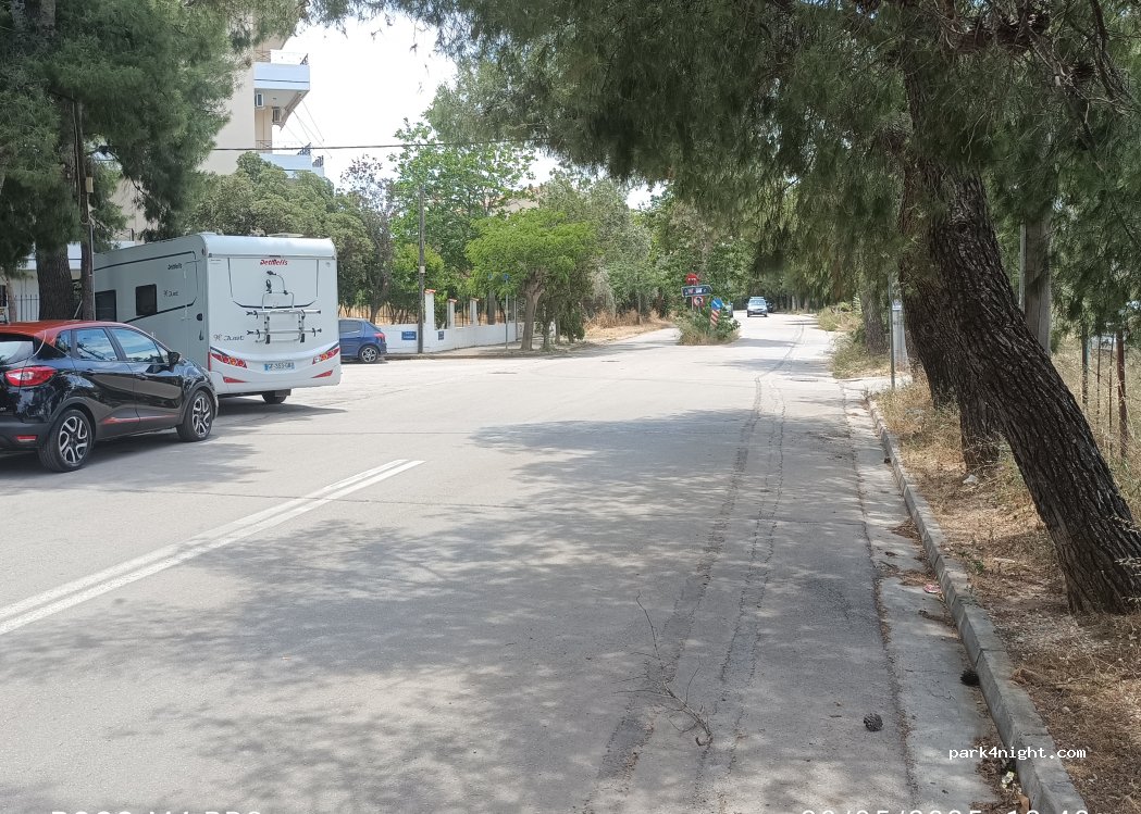 (141 23) Likovrisi - 46 Chalkidos — foto
